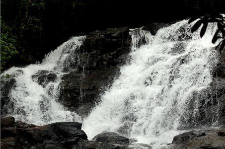 chamadka waterfalls